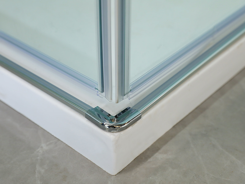 RSQ Pivot zuhanykabin dupla lyukú fogantyúval RSQ Pivot zuhanykabin dupla lyukú fogantyúval