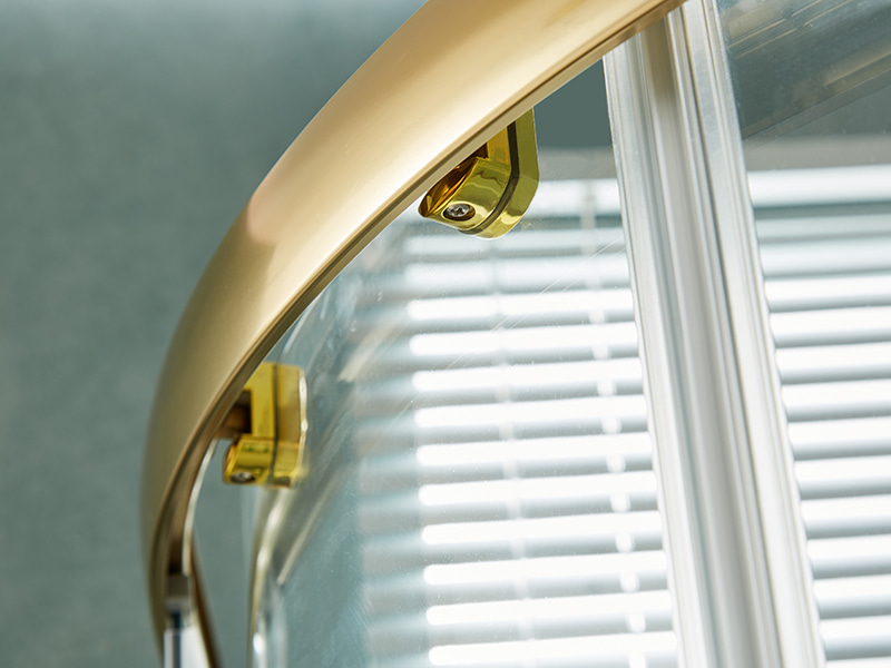 SE csúszó zuhanykabin, átlátszó edzett üveg, arany alumínium profil, dupla lyukú fogantyú, tálca nélkül SE csúszó zuhanykabin, átlátszó edzett üveg, arany alumínium profil, dupla lyukú fogantyú, tálca nélkül